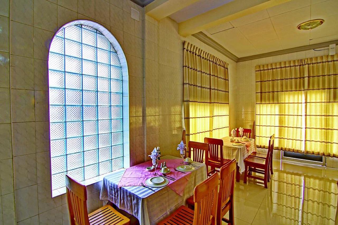 Hotel Smile Pyin Oo Lwin Exterior foto